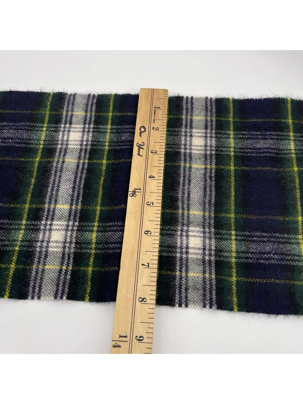 Vintage Hiltop Dress Gordon Tartan Scarf 70% Cashmere 30% Wool Scotland